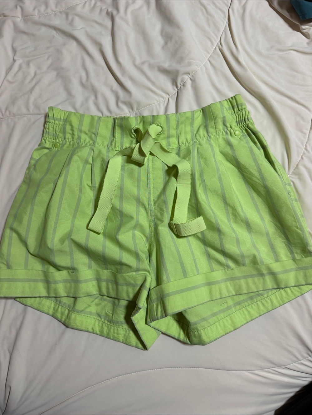 Lululemon Neon Lime Striped Drawstring Women's Shorts size 4